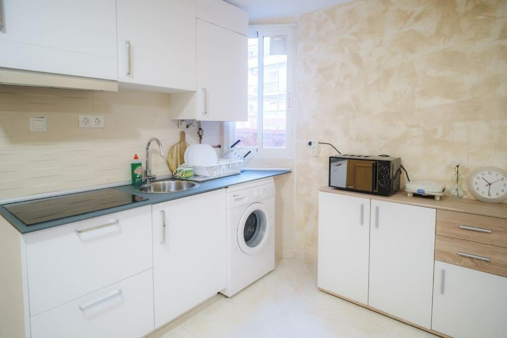 Apartament Piso Acogedor En Madrid Centro Zewnętrze zdjęcie